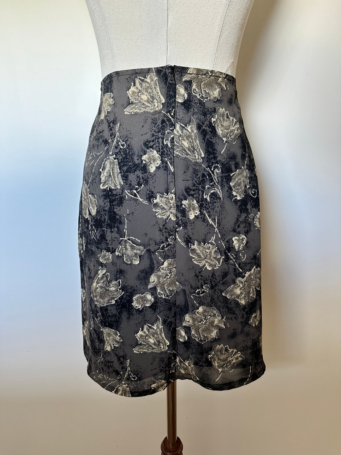 90s Floral Mini Skirt (12)