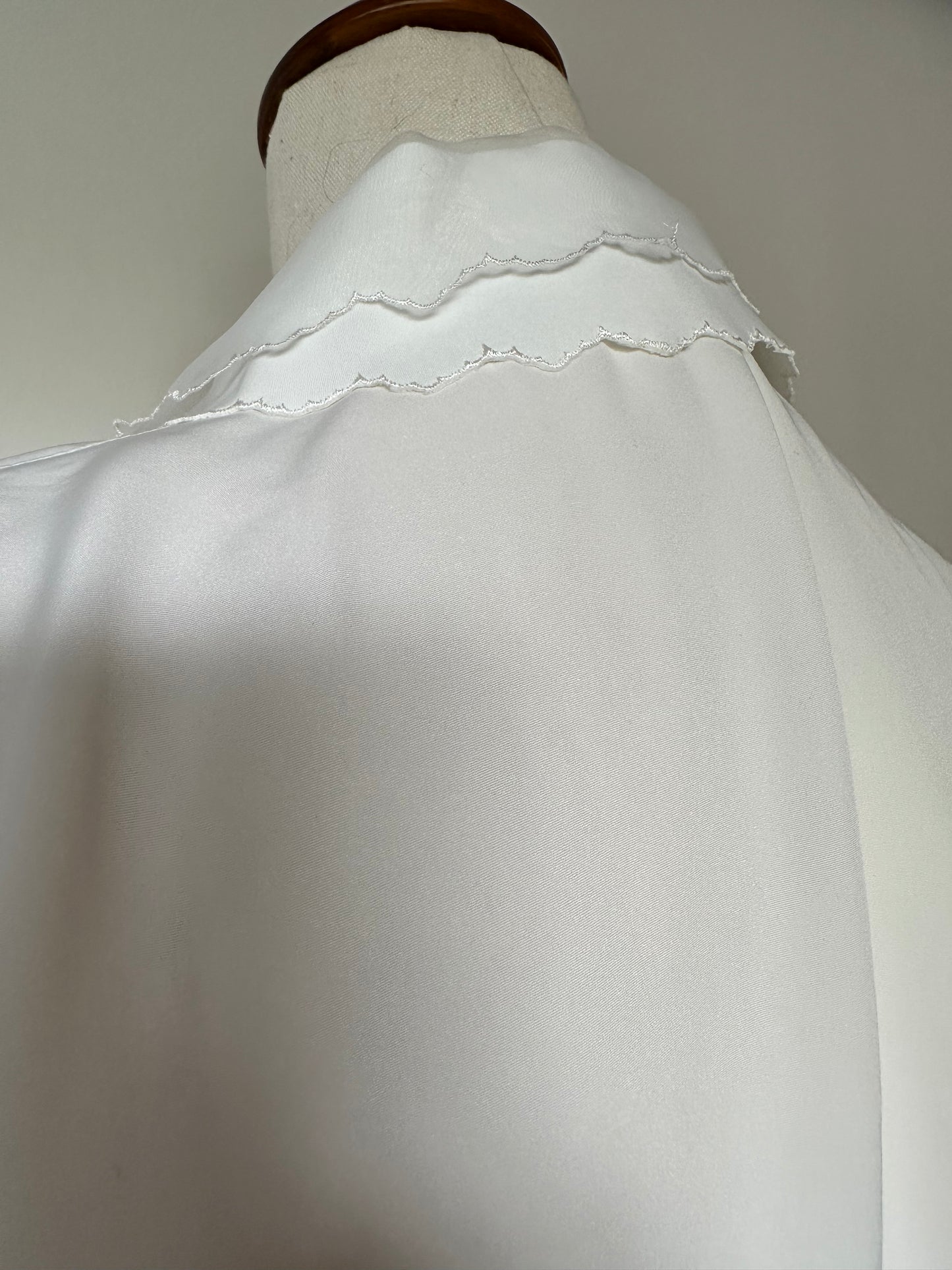 Vintage Embroidered Shirt (10-20)