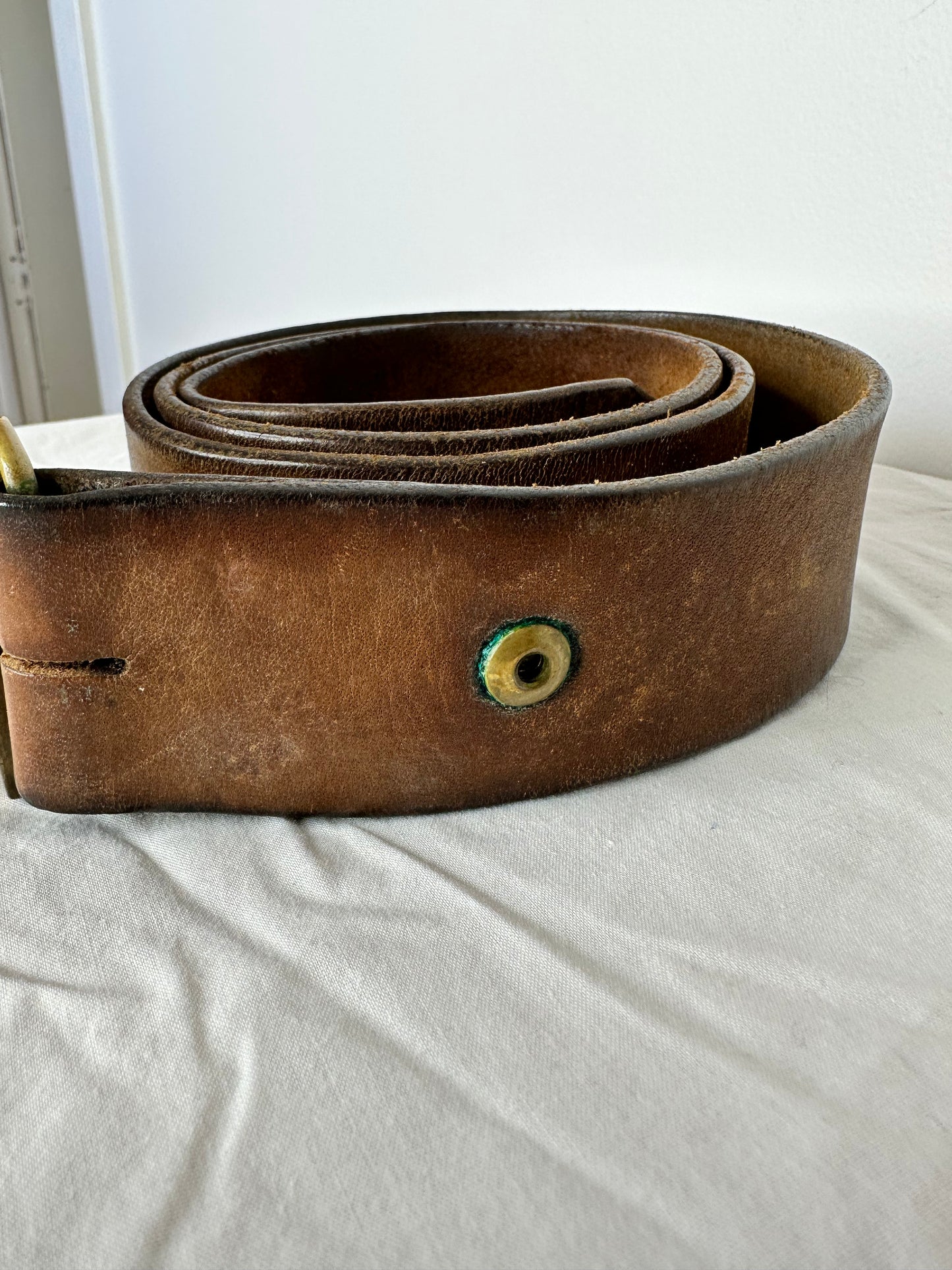 1978 USA Vintage Tooled Leather Belt (113cm)