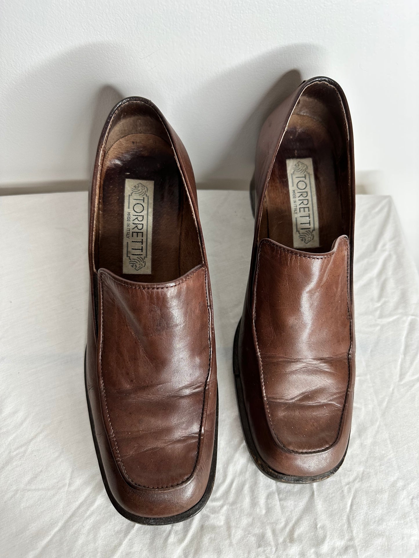 1990s Torretti Heeled Leather Loafers (US 8 / EU39)