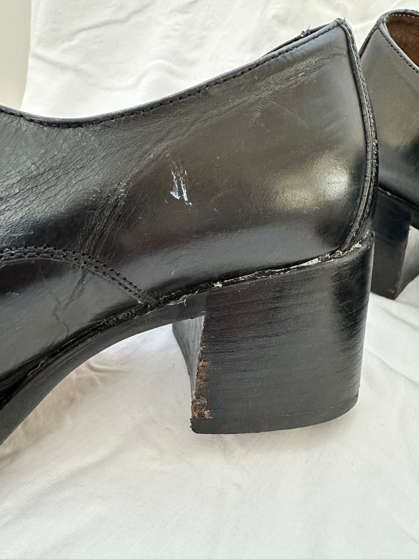 Vintage Block Heal Leather Lace Ups (39/8)