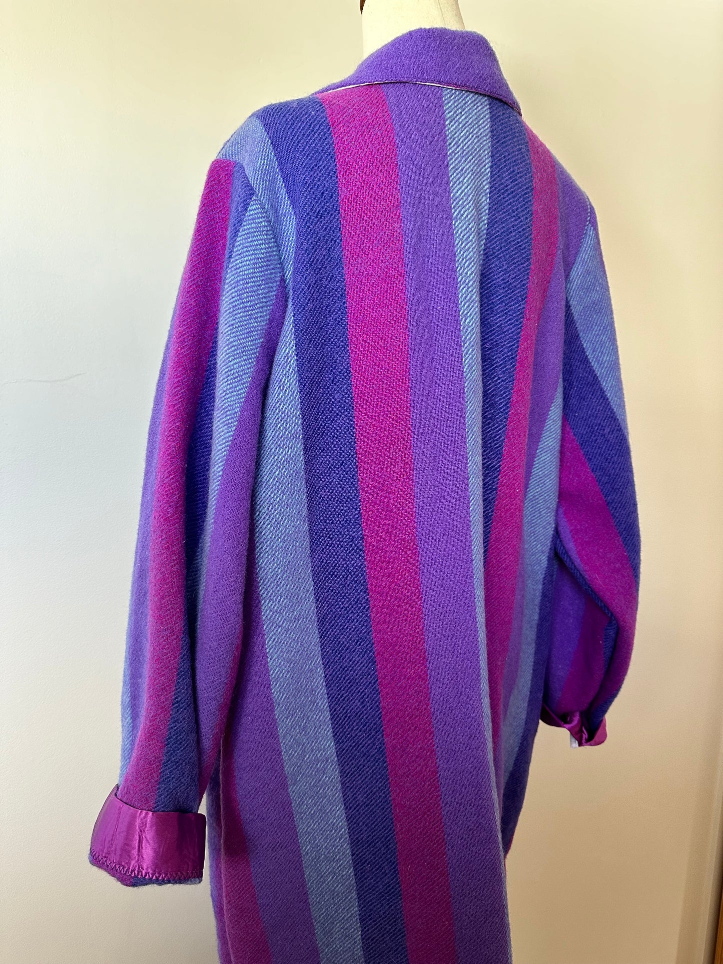 Dromorne Purple Wool Duster (8-16)