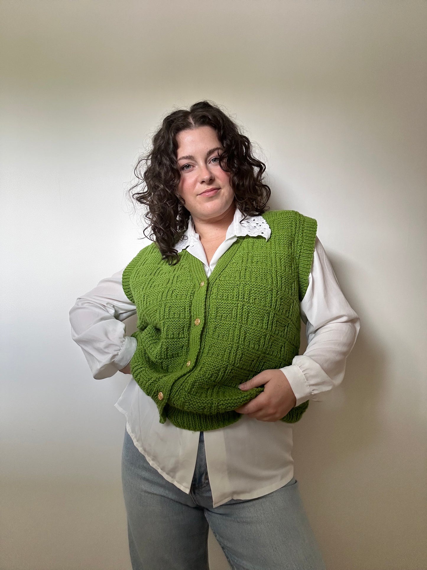 Vintage Handknitted Wool Vest (8-18)