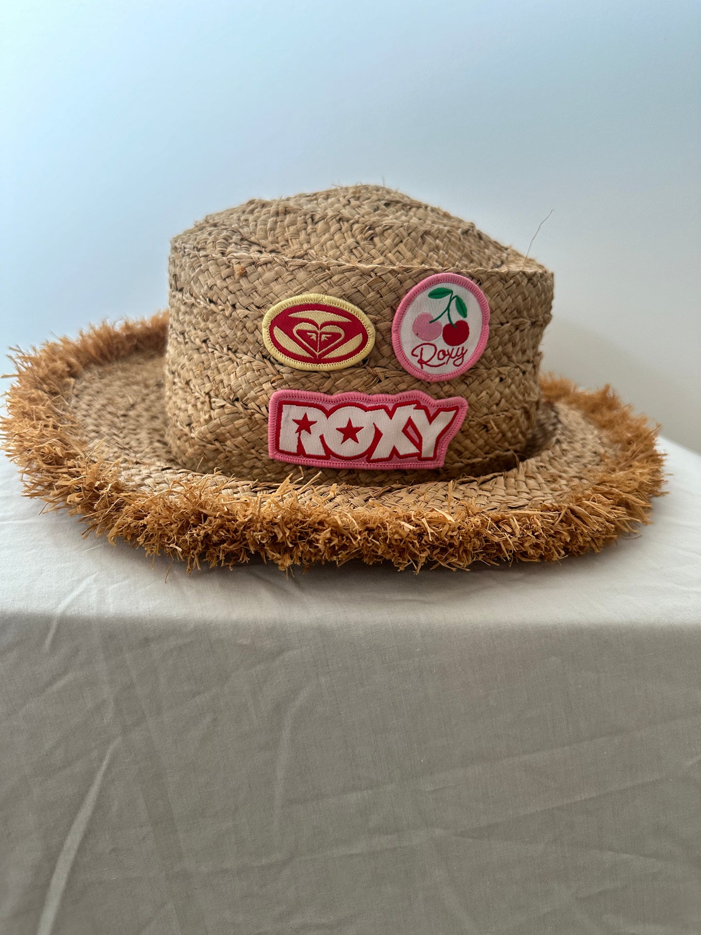 Y2K Roxy Straw Bucket Hat